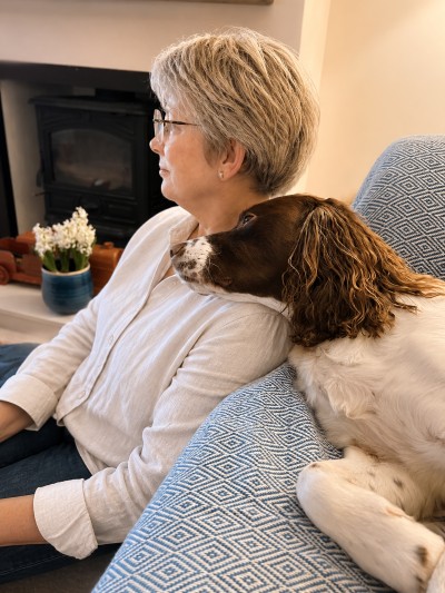 mandy cochrane and dog